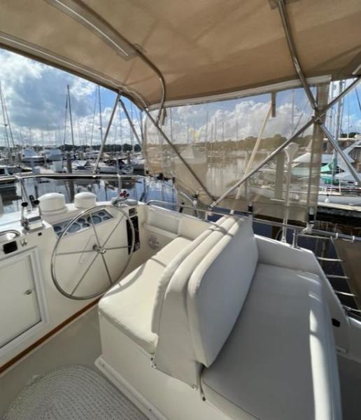 1991 Grand Banks Classic