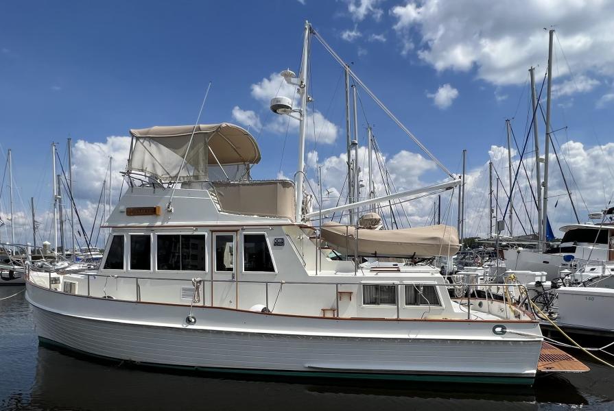 1991 Grand Banks Classic