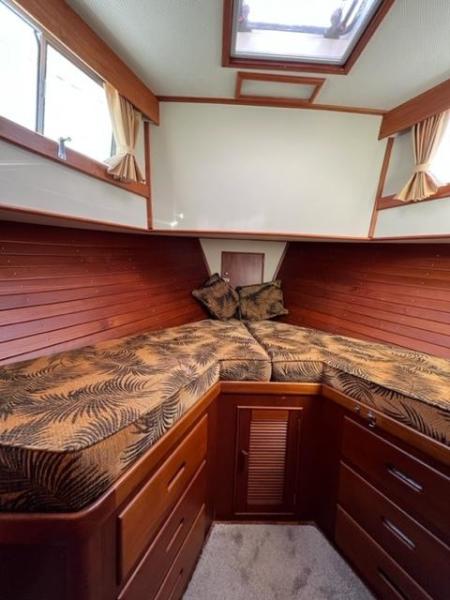 1991 Grand Banks Classic