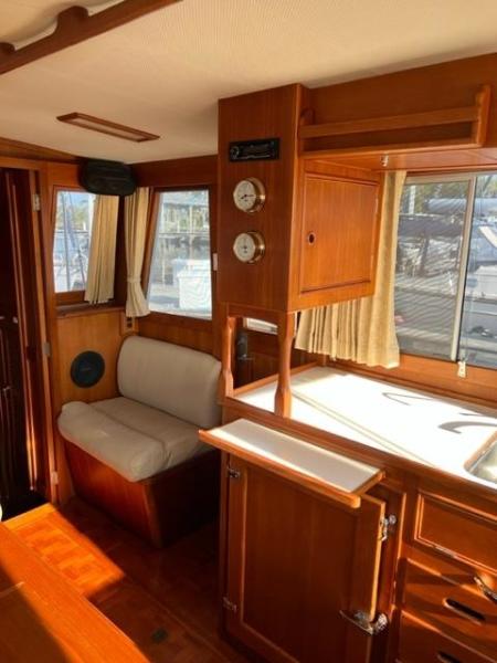 1991 Grand Banks Classic