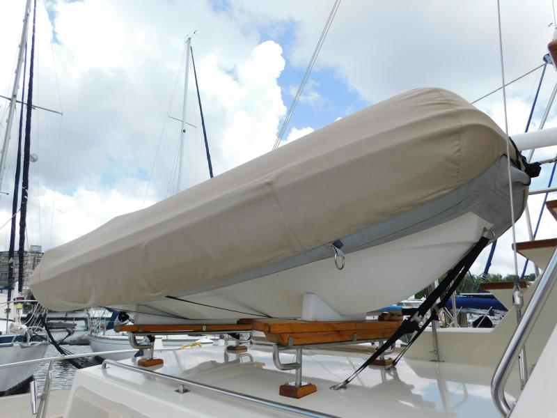 1991 Grand Banks Classic
