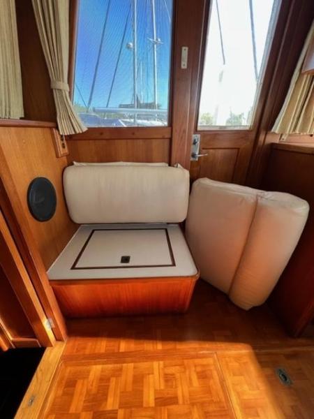 1991 Grand Banks Classic