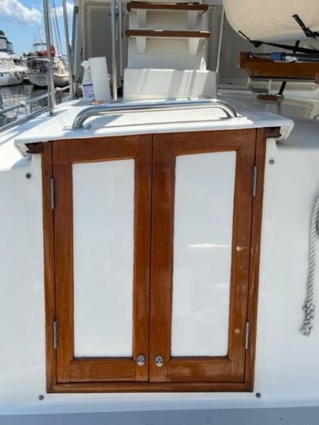 1991 Grand Banks Classic
