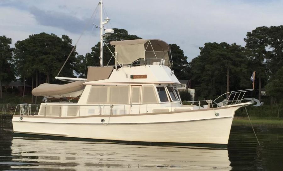 1991 Grand Banks Classic