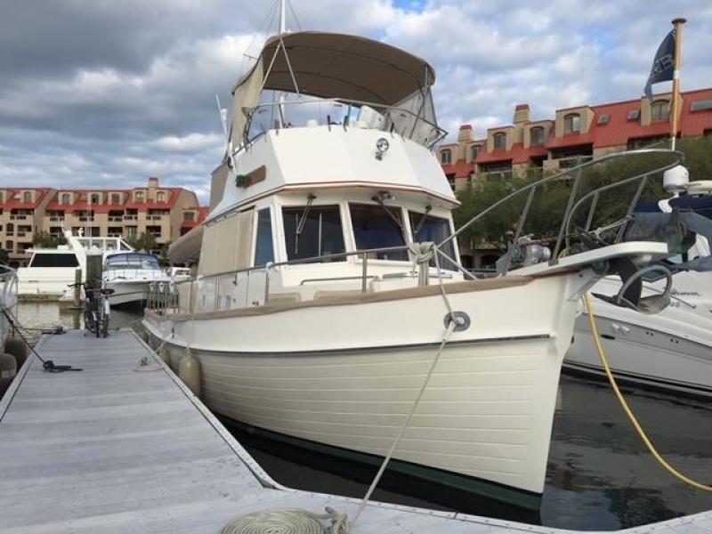 1991 Grand Banks Classic