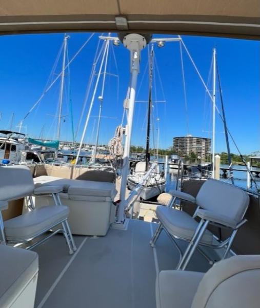 1991 Grand Banks Classic