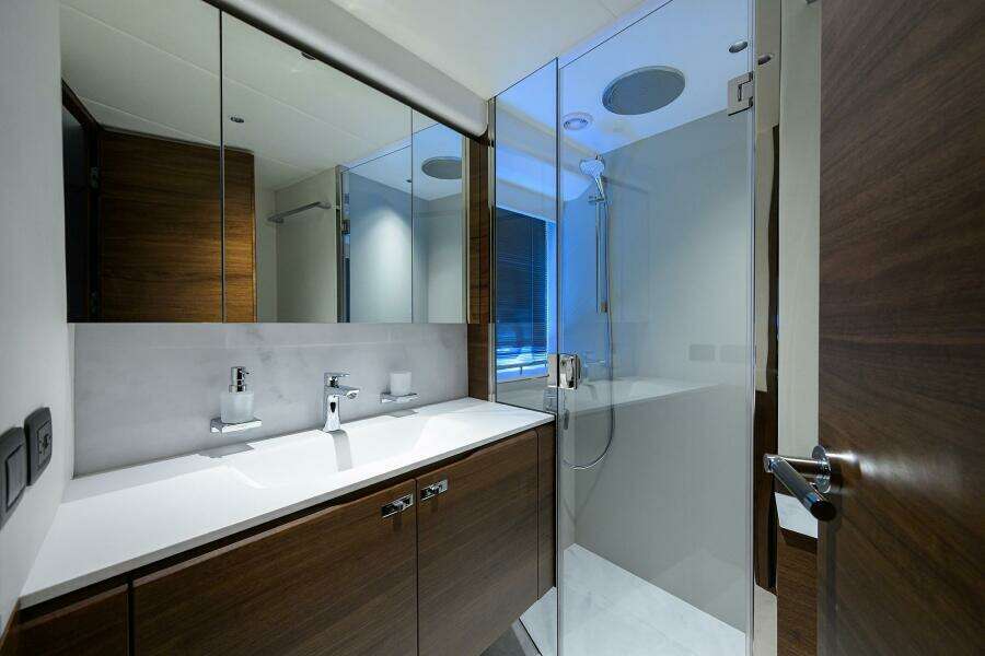 Princess S72 72ft Princess Yacht For Sale