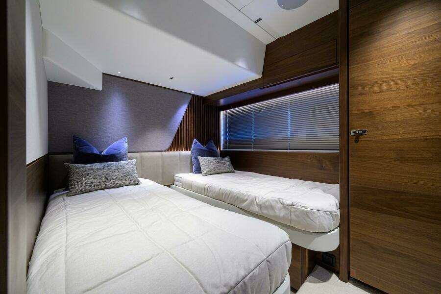 Princess S72 72ft Princess Yacht For Sale