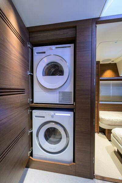 Princess S72 72ft Princess Yacht For Sale