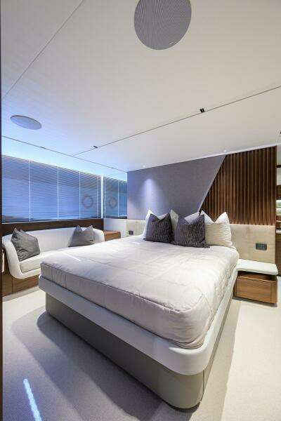 Princess S72 72ft Princess Yacht For Sale