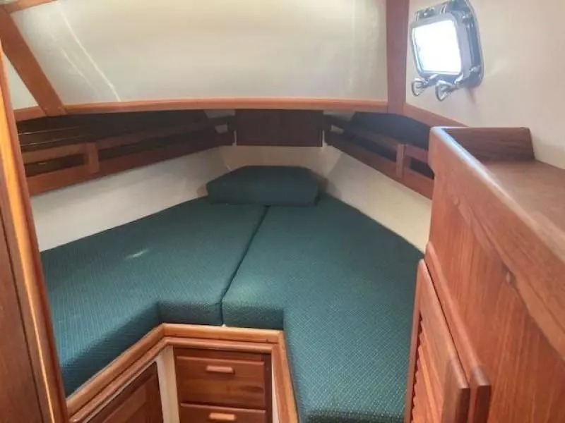 1992 Pacific Seacraft Crealock 34