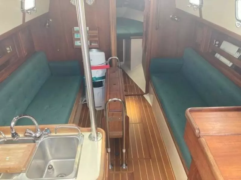 1992 Pacific Seacraft Crealock 34
