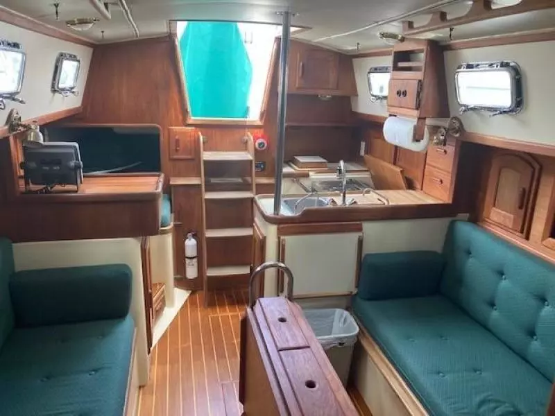 1992 Pacific Seacraft Crealock 34