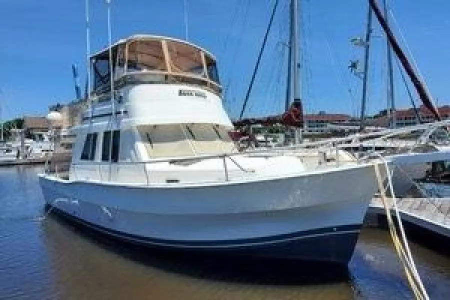 2002 Mainship 390 Trawler