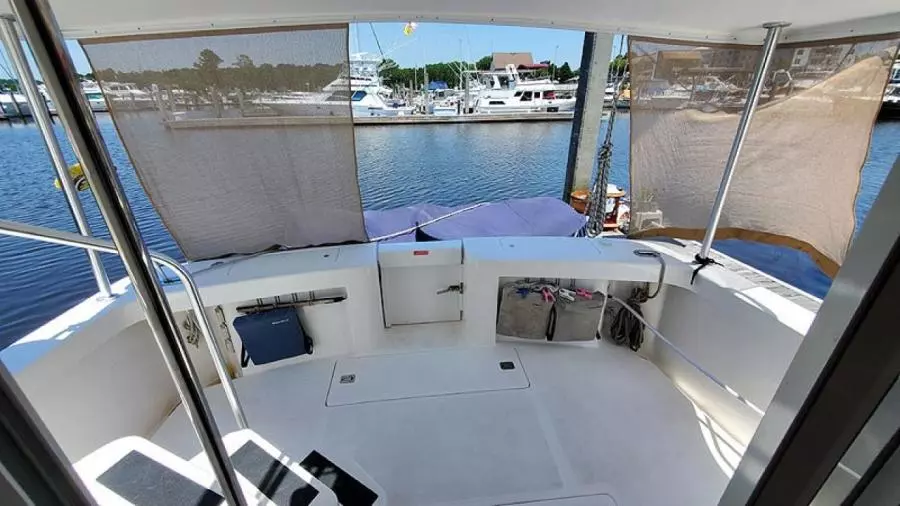 2002 Mainship 390 Trawler