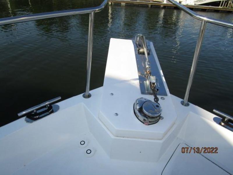 48' Ocean Alexander anchor windlass