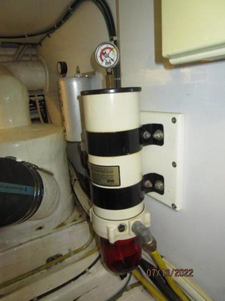48' Ocean Alexander starboard Racor fuel filter