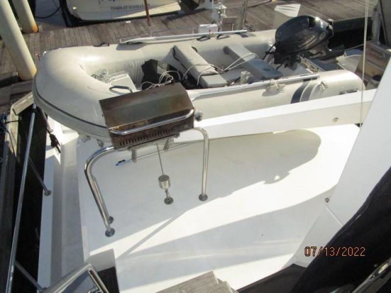 48' Ocean Alexander trunk cabin