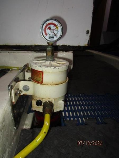 48' Ocean Alexander generator Racor fuel filter