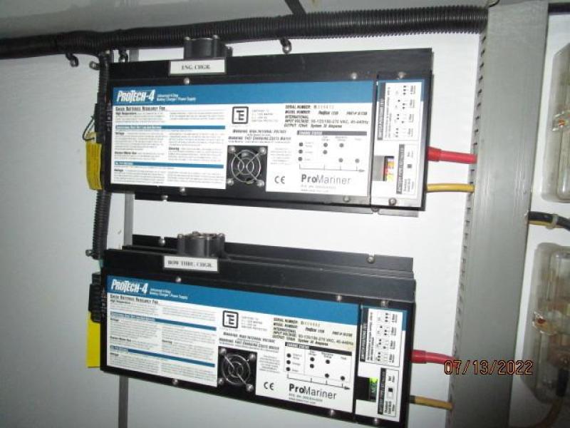 48' Ocean Alexander battery chargers