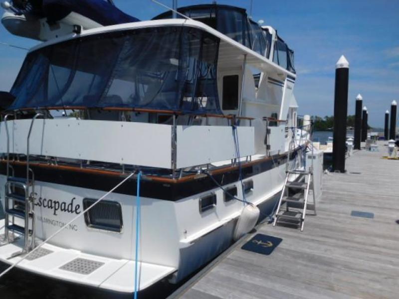 44' DeFever starboard stern quarter 
