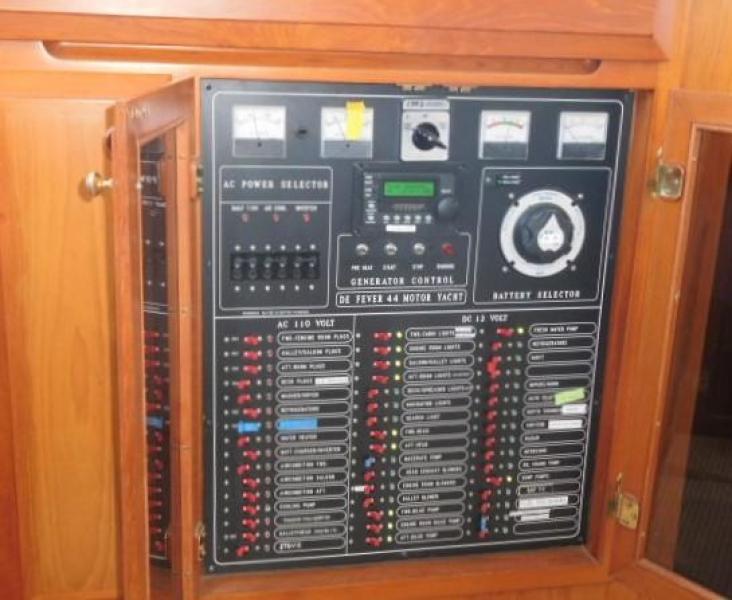 44' DeFever electrical panel