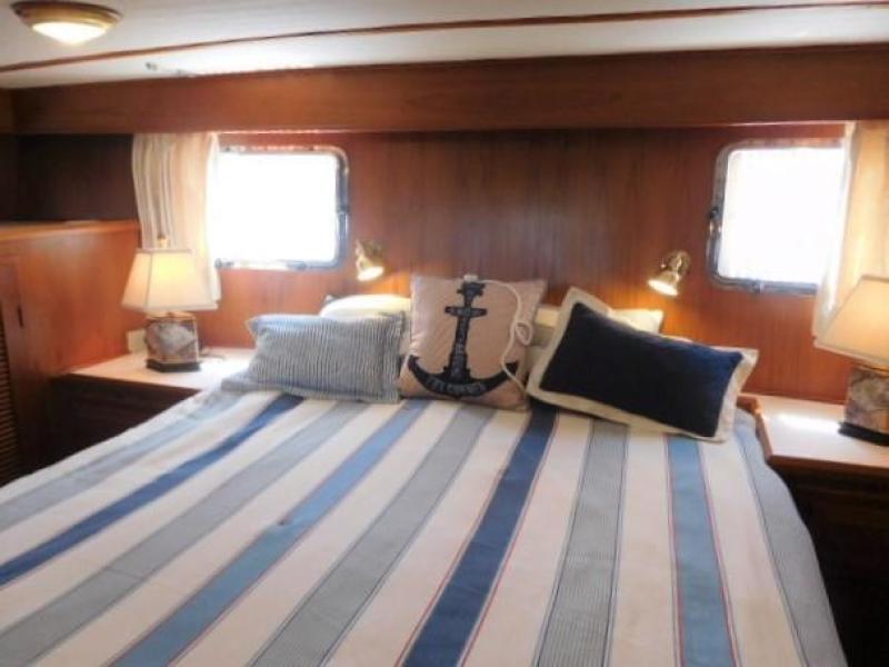 44' DeFever master stateroom centerline queen berth