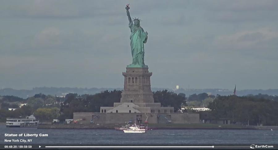 44' DeFever at the Statue of Liberty
