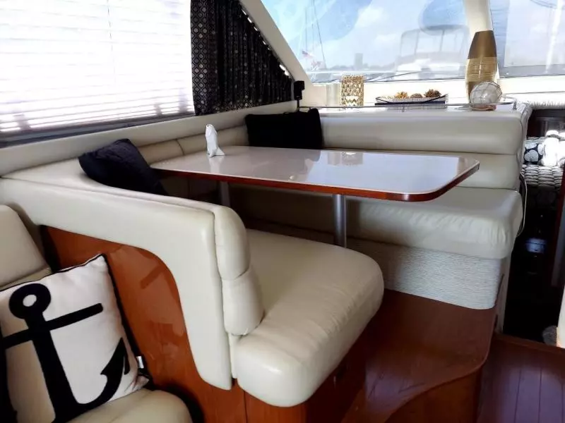 2002 Sea Ray 480 Sedan Bridge