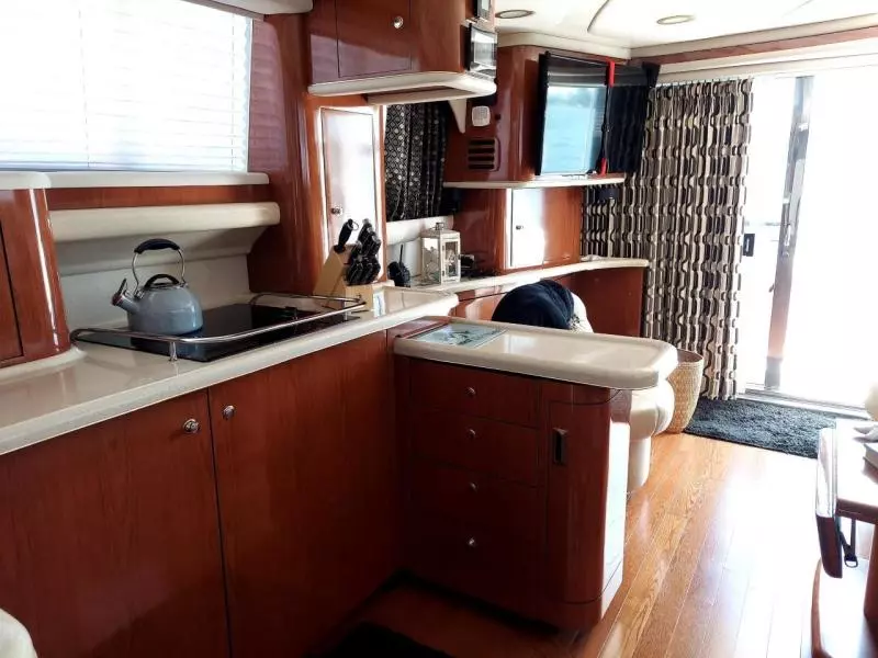 2002 Sea Ray 480 Sedan Bridge