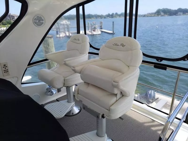 2002 Sea Ray 480 Sedan Bridge