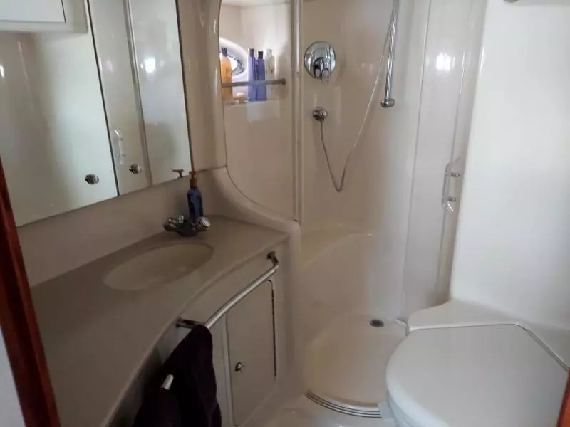 2002 Sea Ray 480 Sedan Bridge