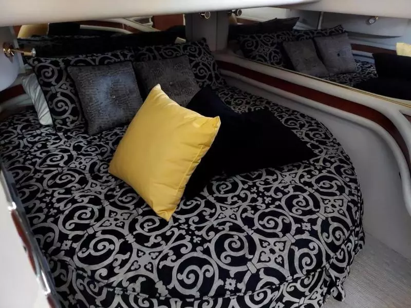 2002 Sea Ray 480 Sedan Bridge