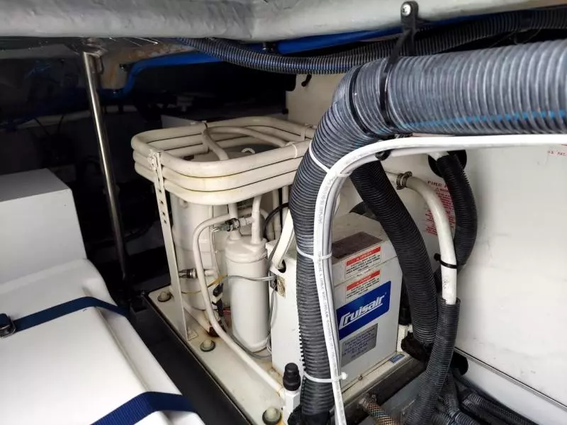 2002 Sea Ray 480 Sedan Bridge