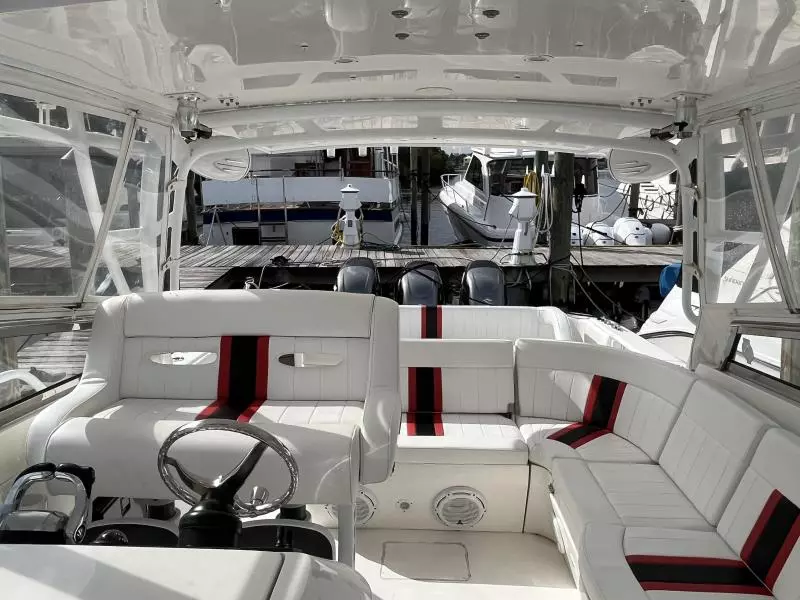 2009 Intrepid 430 Sport Yacht