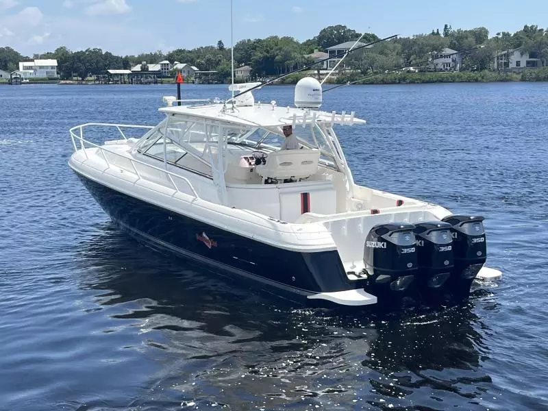 2009 Intrepid 430 Sport Yacht