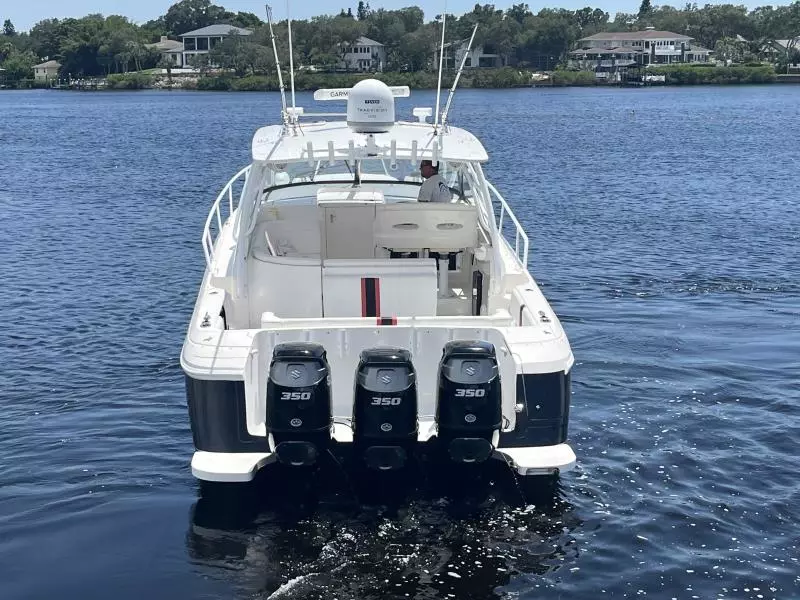 2009 Intrepid 430 Sport Yacht