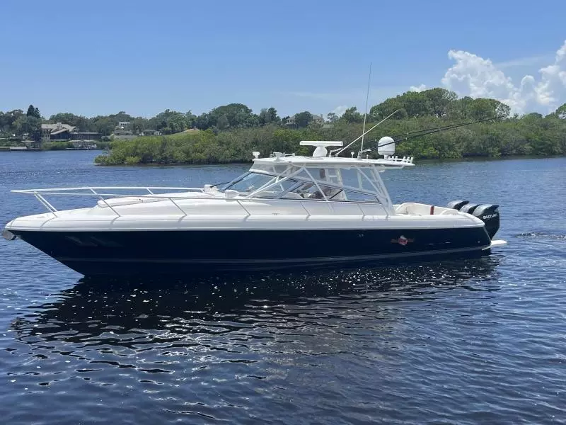 2009 Intrepid 430 Sport Yacht