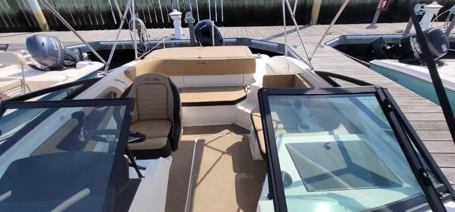 19ft Sea Ray Yacht For Sale
