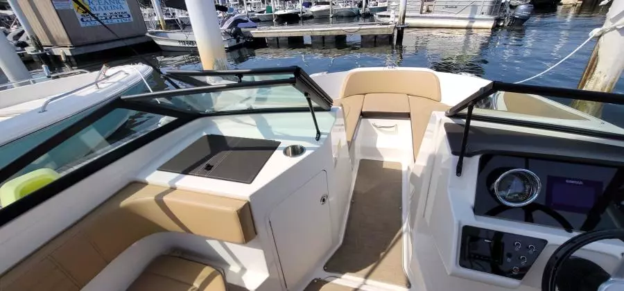 19ft Sea Ray Yacht For Sale