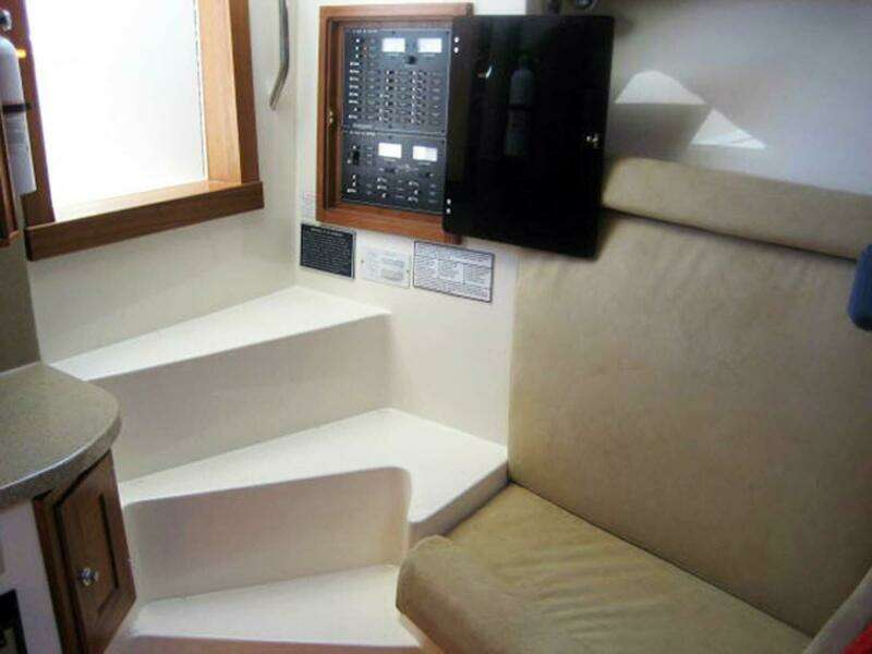 BIG DEAL 31ft Albemarle Yacht For Sale