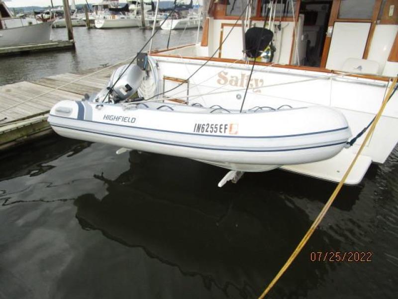 38' Bayliner tender2