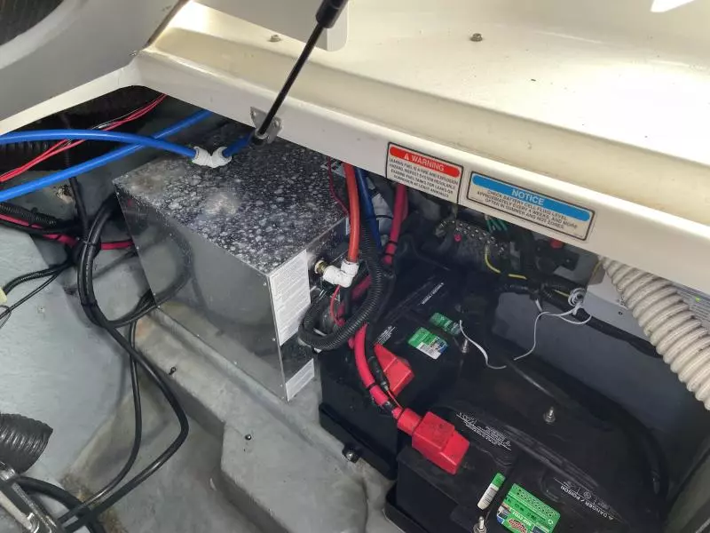 1998 Sea Ray 270 Sundancer