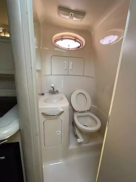 1998 Sea Ray 270 Sundancer
