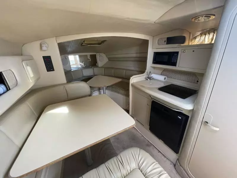1998 Sea Ray 270 Sundancer