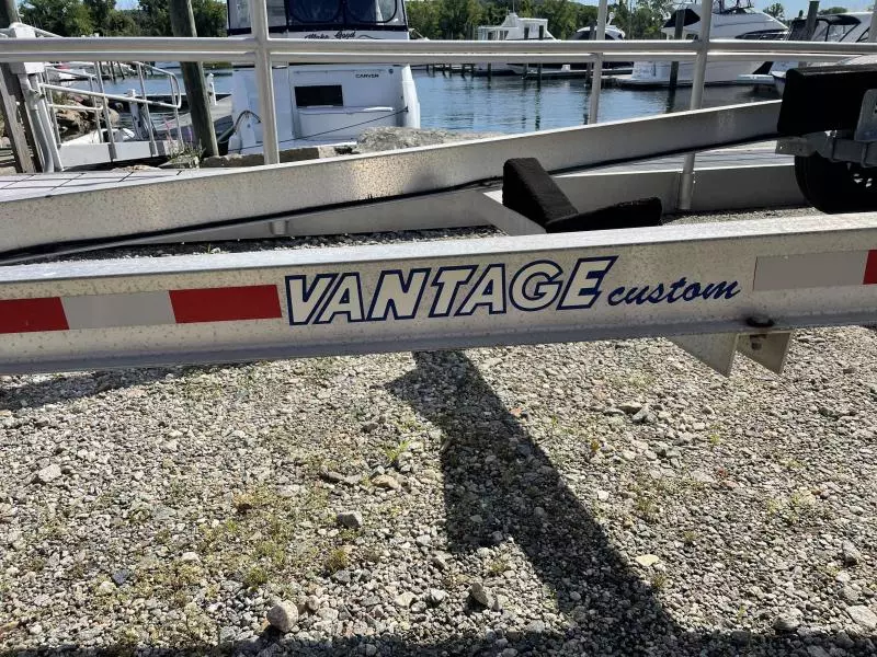 2009 Glastron 259GS