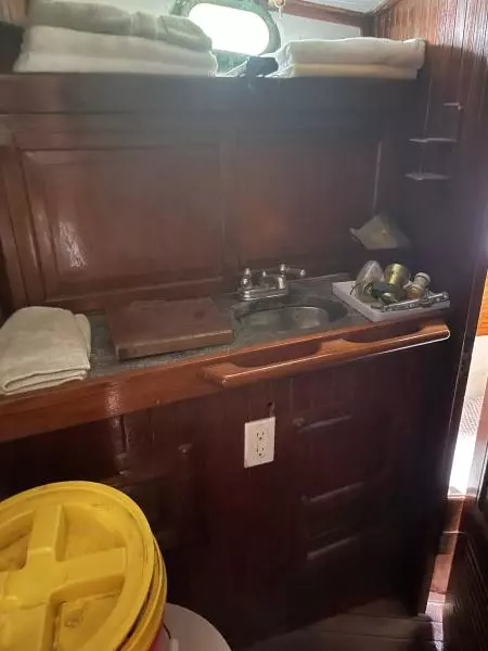Delphis 54ft Ta Chiao Yacht For Sale