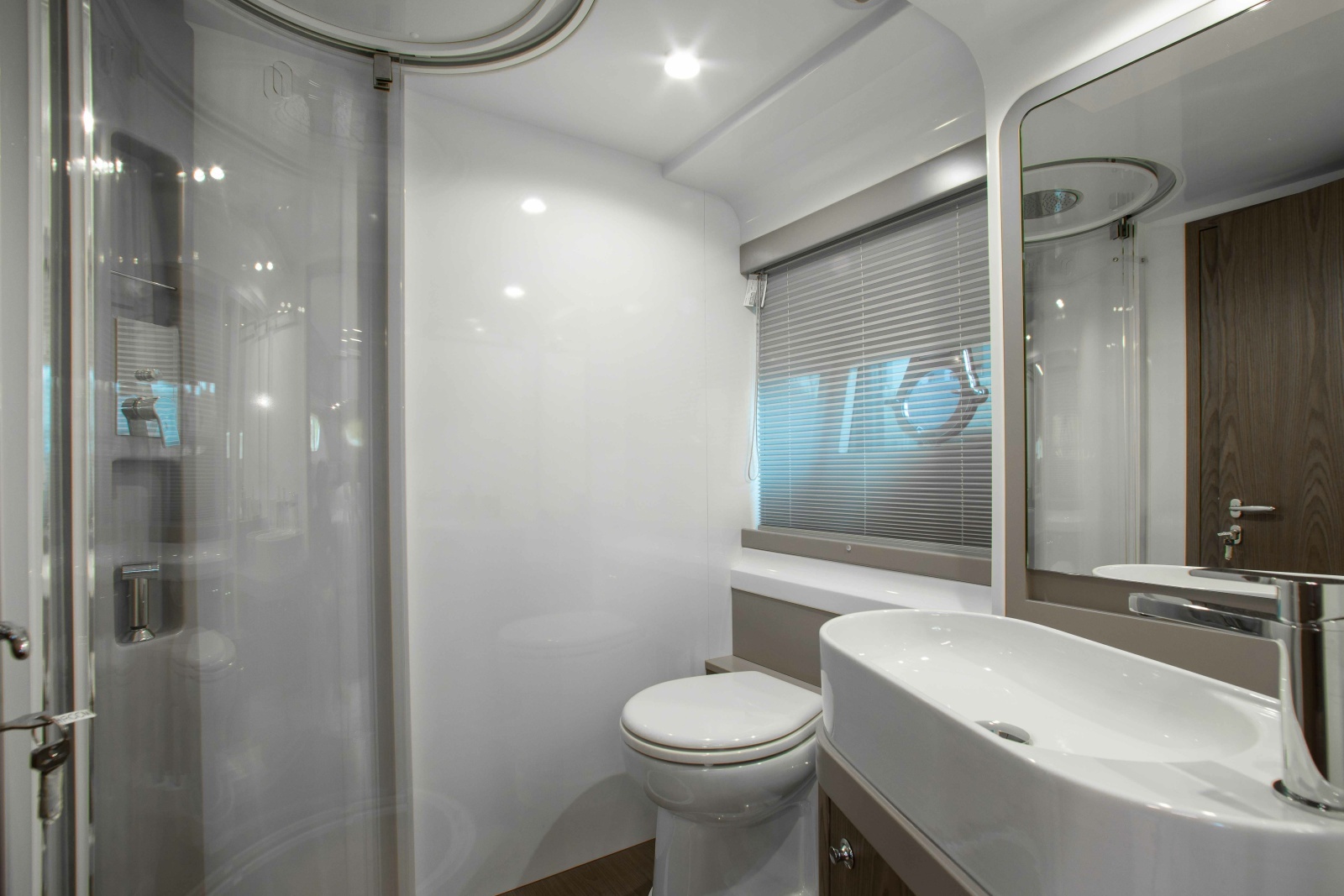 TIME 2 FLY 55ft Ferretti Yachts Yacht For Sale