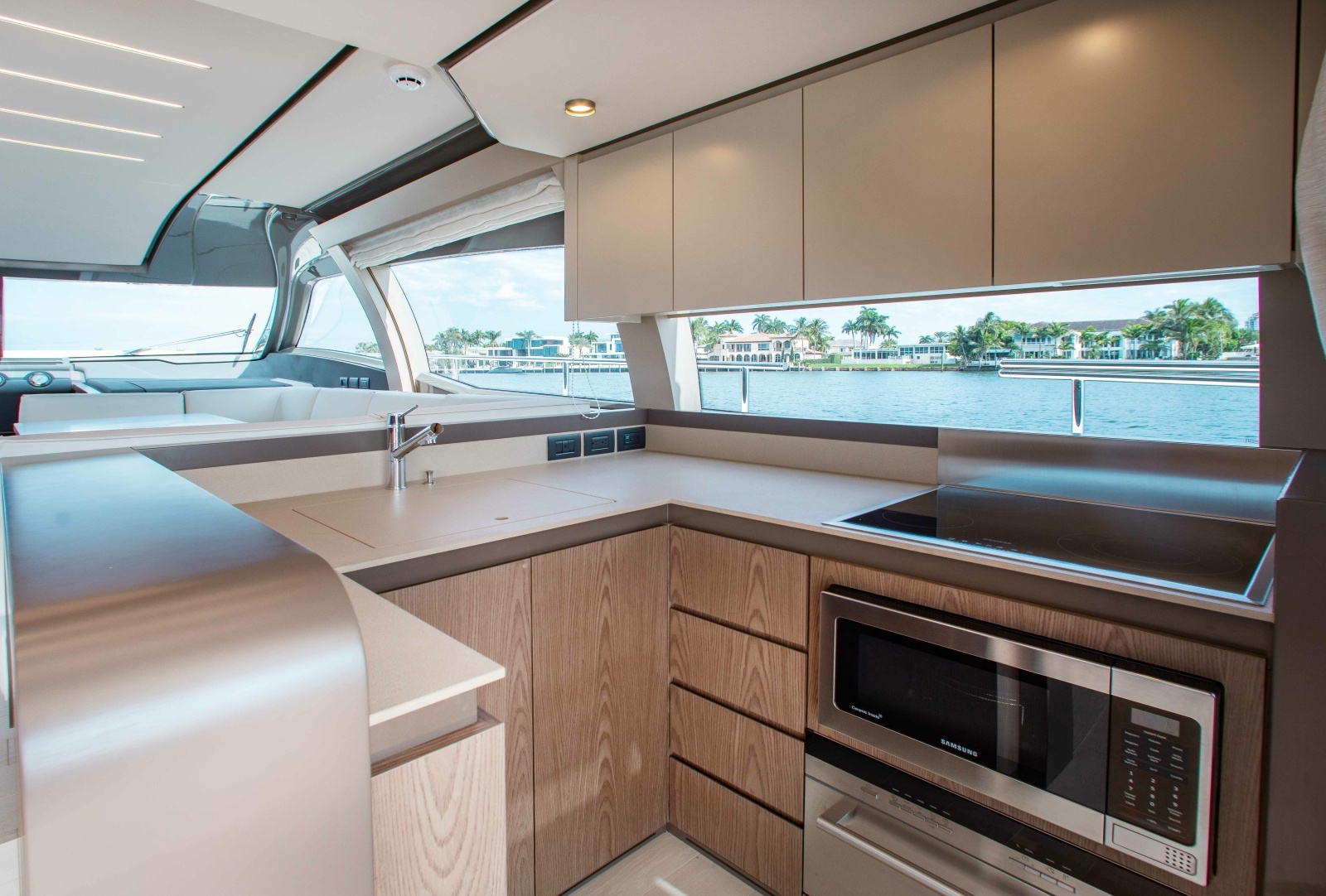 TIME 2 FLY 55ft Ferretti Yachts Yacht For Sale