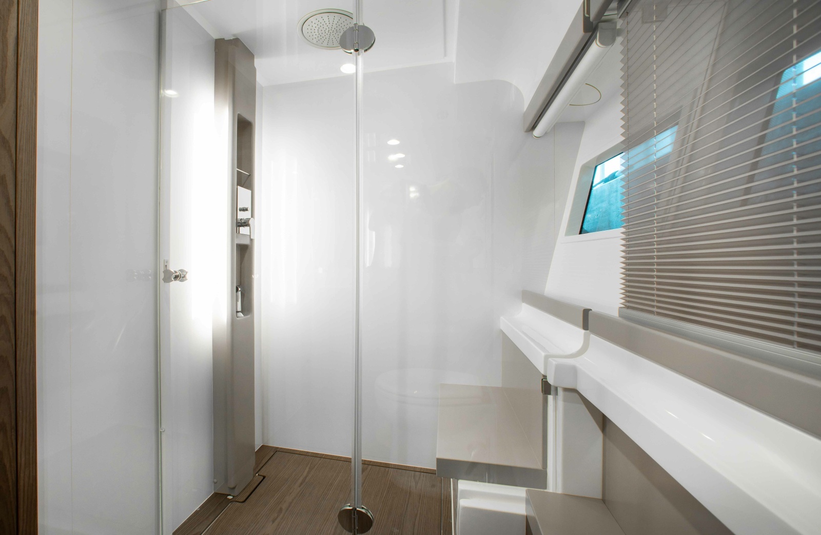 TIME 2 FLY 55ft Ferretti Yachts Yacht For Sale